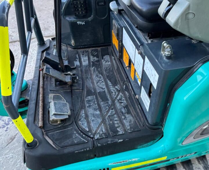 Kobelco SK17SR-3 - Mini Excavators