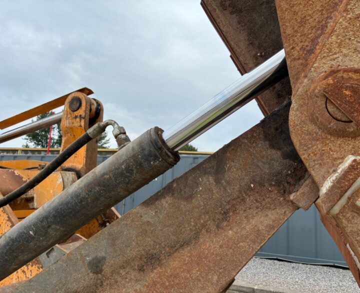 Hyundai HL960HDXT - Used Wheel Loaders