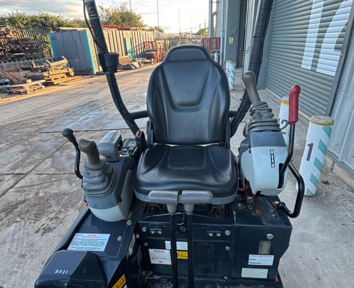 Hitachi ZX19U-6 - Mini Excavators