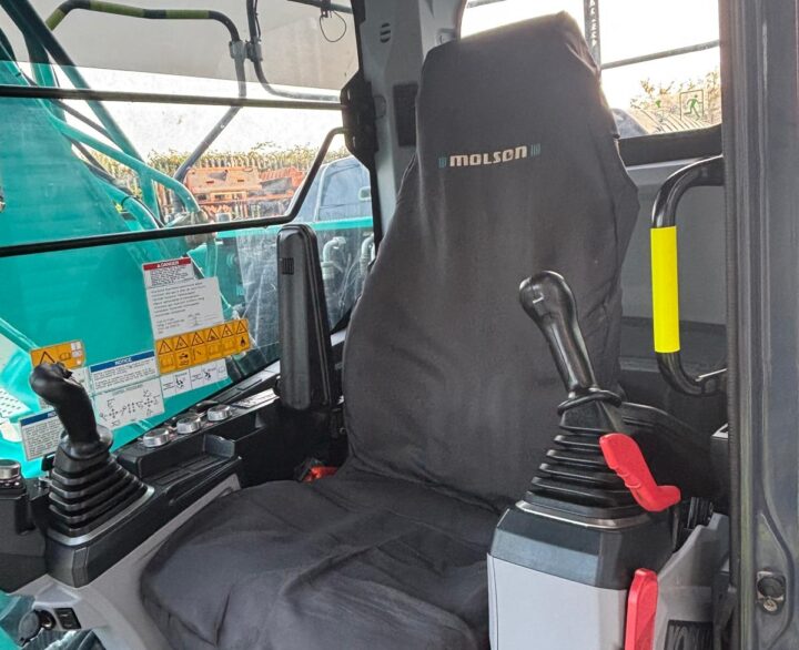 Kobelco SK130LC-11 - Crawler Excavators