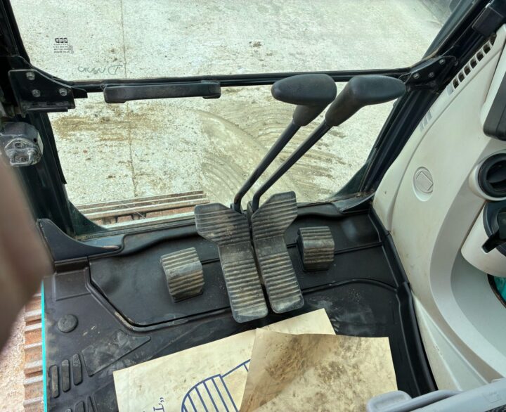 Kobelco SK140SRLC-5 - Crawler Excavators