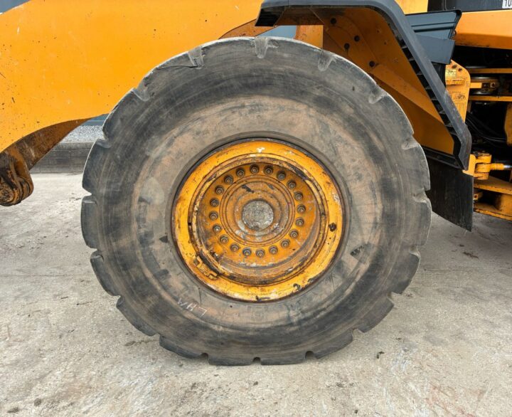 Hyundai HL960HDXT - Used Wheel Loaders