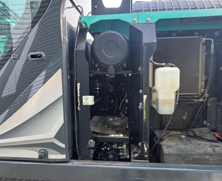 Kobelco SK130LC-11 - Crawler Excavators