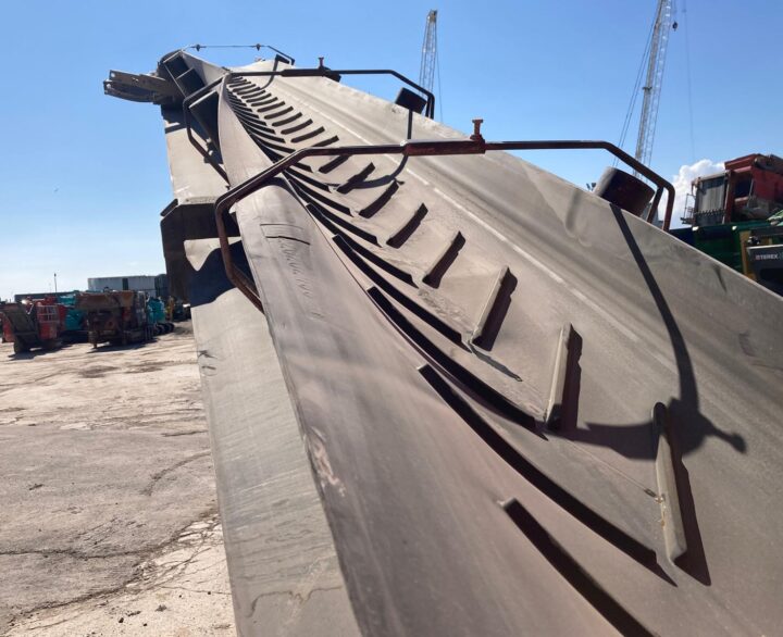 Finlay 694+ 3 Deck - Used Screeners