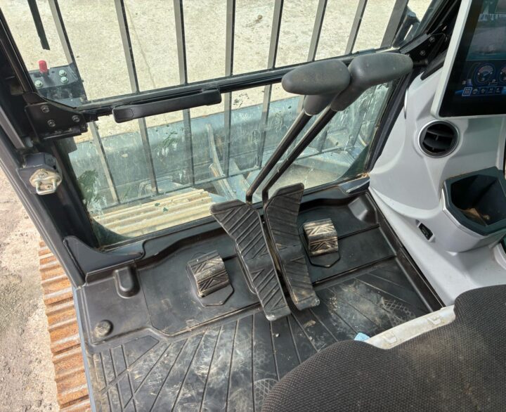 Kobelco SK140SRLC-7 - Crawler Excavators