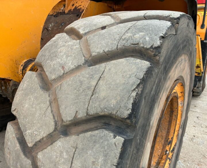 Hyundai HL960HDXT - Used Wheel Loaders