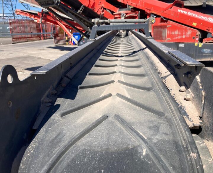 Finlay 694+ 3 Deck - Used Screeners