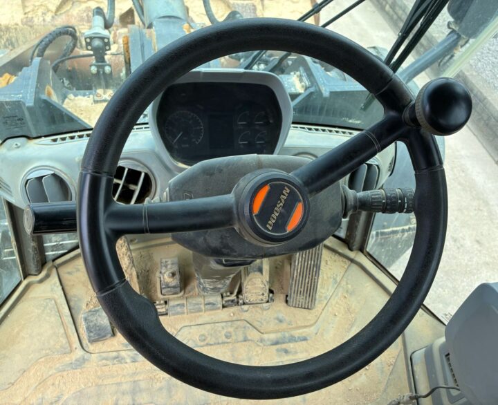 Doosan DL420 - Used Wheel Loaders