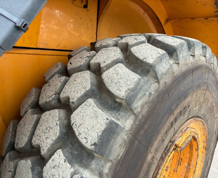 Hyundai HL960HDXT - Used Wheel Loaders