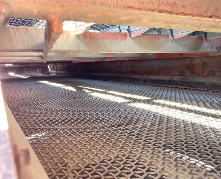 Finlay 694+ 3 Deck - Used Screeners