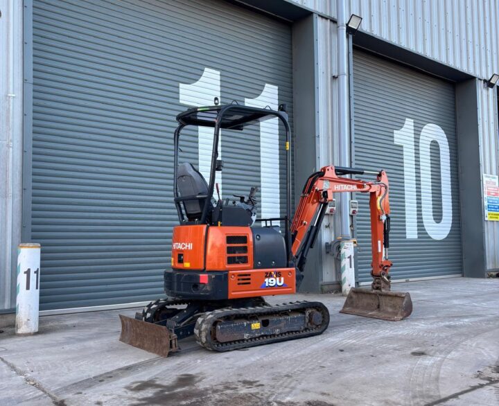 Hitachi ZX19U-6 - Mini Excavators