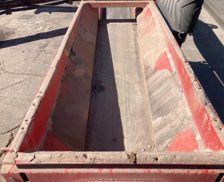 Finlay 694+ 3 Deck - Used Screeners