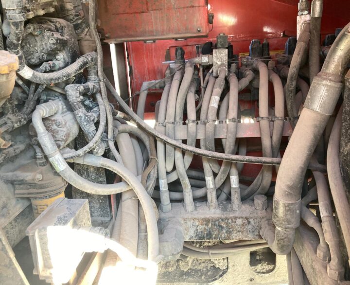 Finlay 694+ 3 Deck - Used Screeners