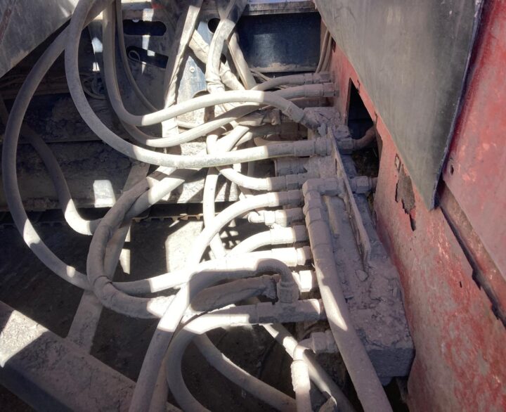 Finlay 694+ 3 Deck - Used Screeners