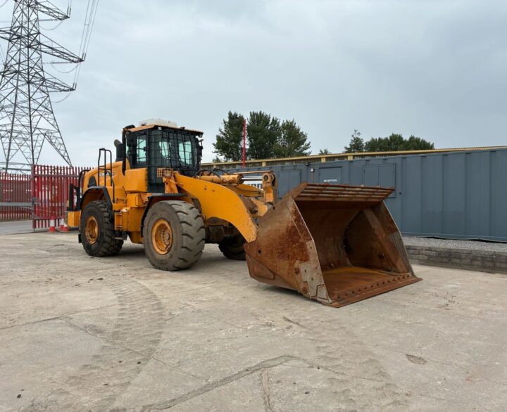 Hyundai HL960HDXT - Used Wheel Loaders