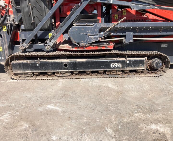 Finlay 694+ 3 Deck - Used Screeners