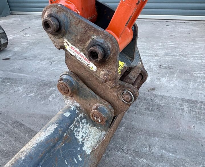 Hitachi ZX19U-6 - Mini Excavators