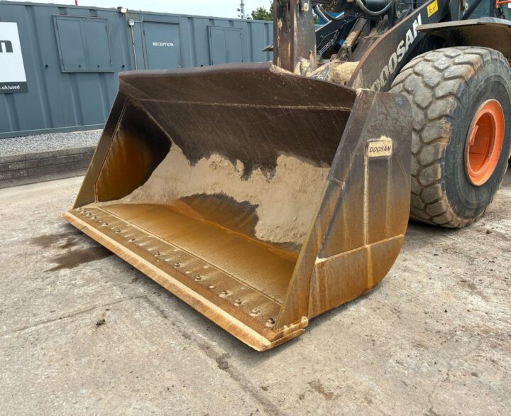 Doosan DL420 - Used Wheel Loaders