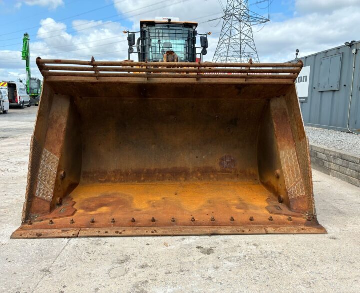 Hyundai HL960HDXT - Used Wheel Loaders