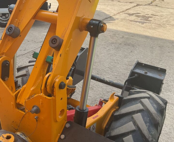 Thwaites 1T Hi Tip - Dumpers