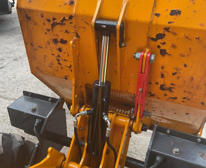 Thwaites 1T Hi Tip - Dumpers