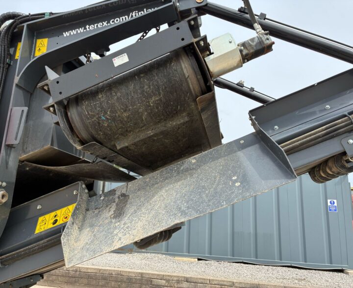 Terex Finlay J-960 - Used Crushers