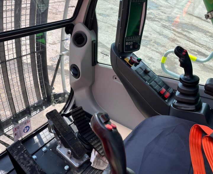 Sennebogen 821 Electric - Material Handlers