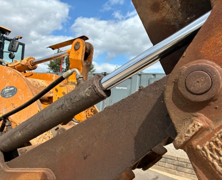 Hyundai HL960HDXT - Used Wheel Loaders
