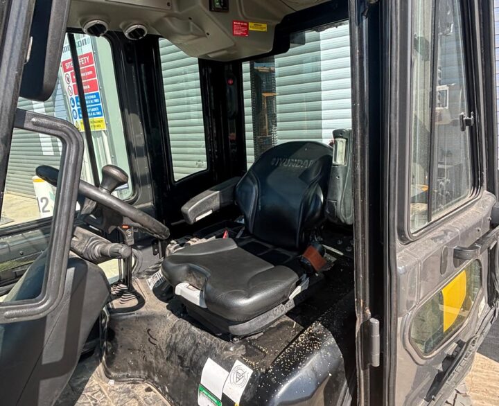 Hyundai 30D-9E - Telehandlers