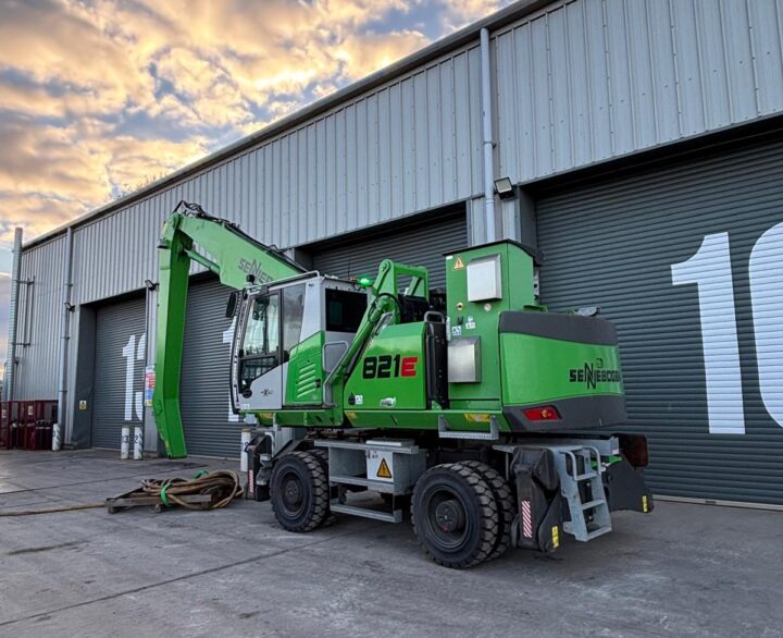 Sennebogen 821 Electric - Material Handlers