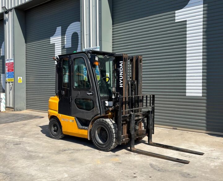 Hyundai 30D-9E - Telehandlers