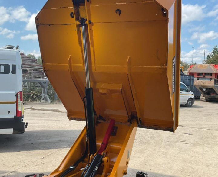 Thwaites 2T Swivel - Dumpers