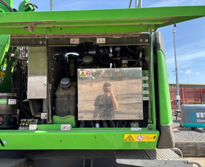 Sennebogen 821E - Material Handlers