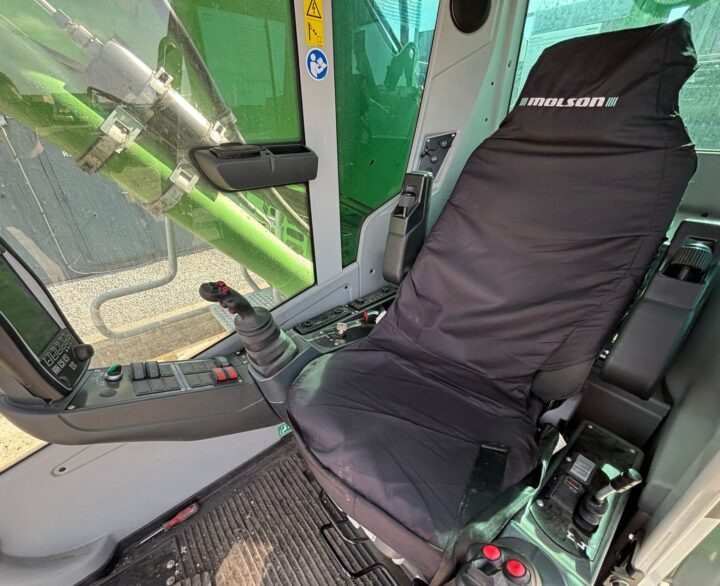 Sennebogen 821E - Material Handlers