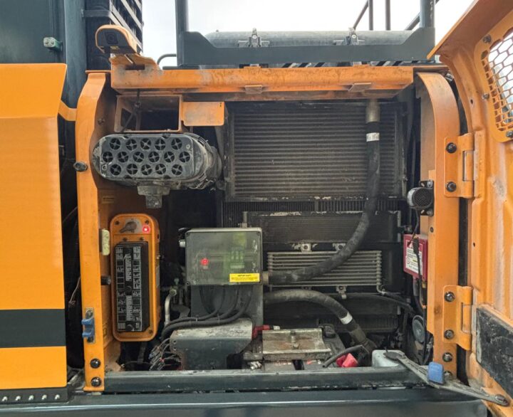 Hyundai HX140LCD High Rise Cab - Crawler Excavators