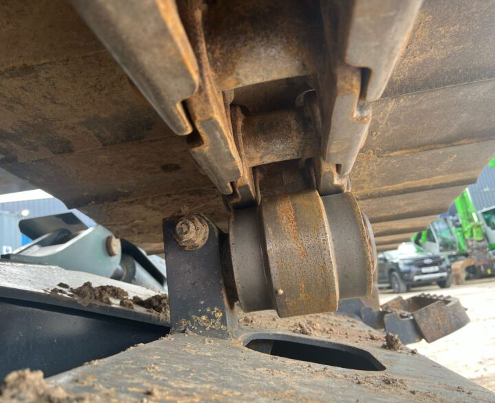 Kobelco SK140SRLC-7 - Crawler Excavators