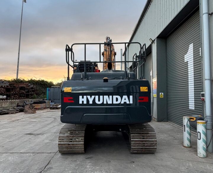 Hyundai HX140LCD High Rise Cab - Crawler Excavators