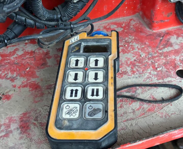 Finlay J-1170 AS - Used Crushers