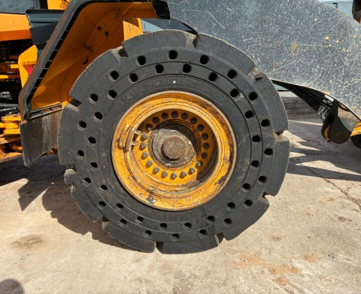 Hyundai HL960AHDXT - Used Wheel Loaders