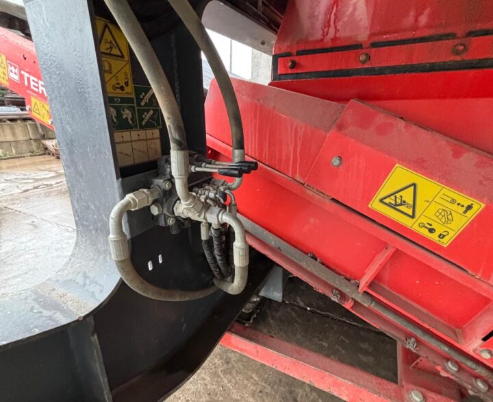 Finlay J-1170 AS - Used Crushers