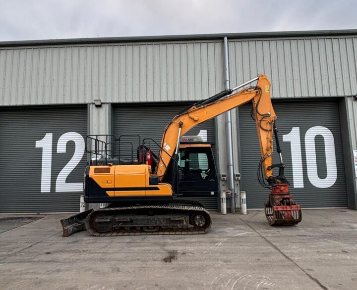 Hyundai HX140LCD High Rise Cab - Crawler Excavators