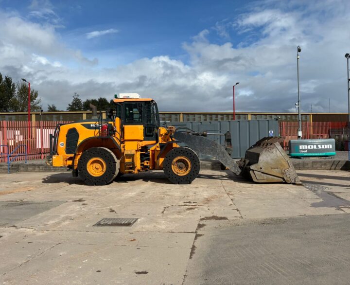 Hyundai HL960AHDXT - Used Wheel Loaders