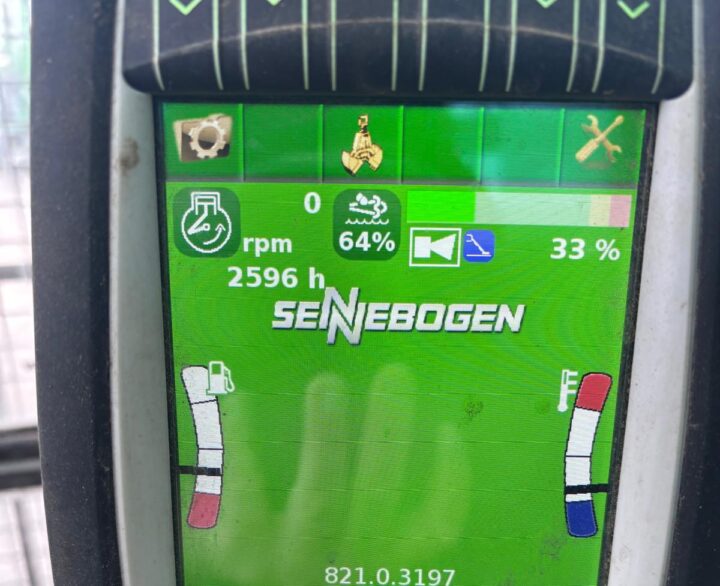 Sennebogen 821E - Material Handlers