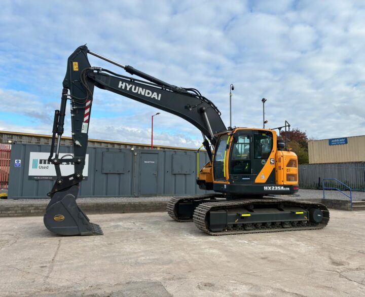 Hyundai HX235ALCR