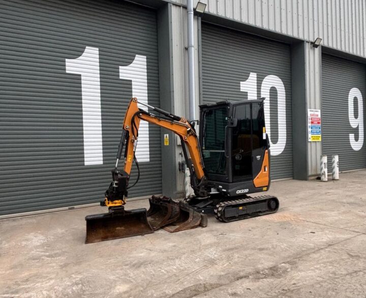 Case CX22D Engcon - Mini Excavators