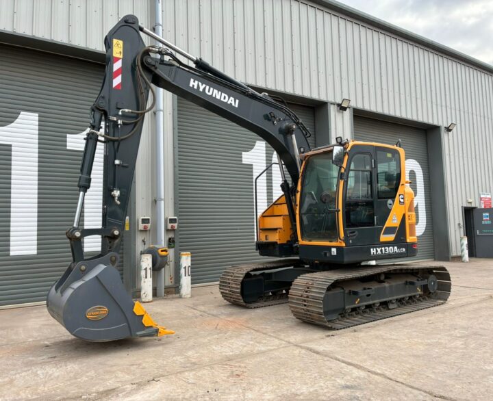Hyundai HX130ALCR - Crawler Excavators