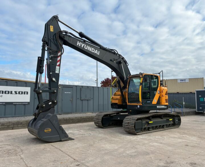 Hyundai HX235ALCR - Crawler Excavators