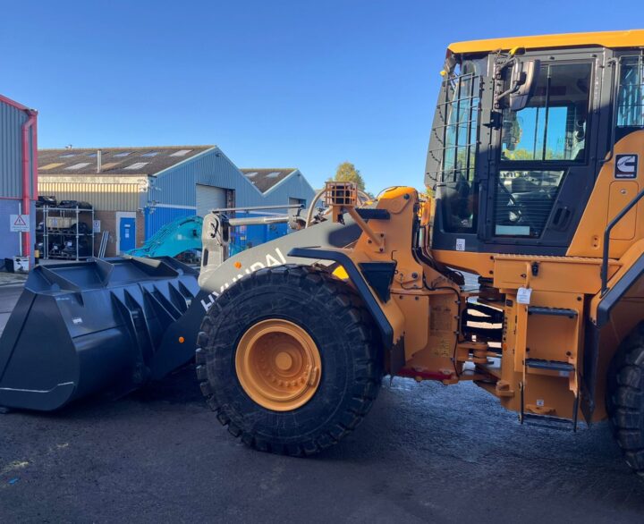 Hyundai HL960A - Used Wheel Loaders