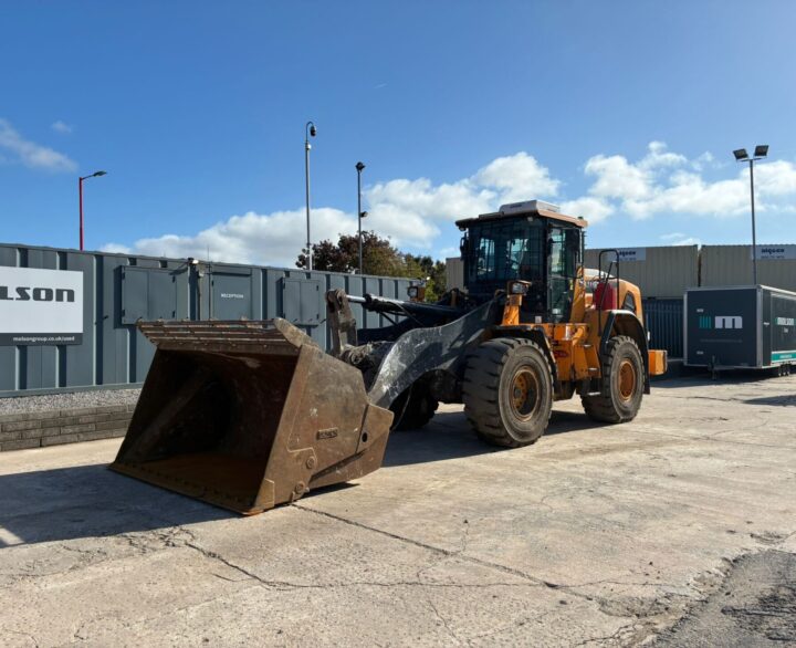 Hyundai HL955AXT - Used Wheel Loaders