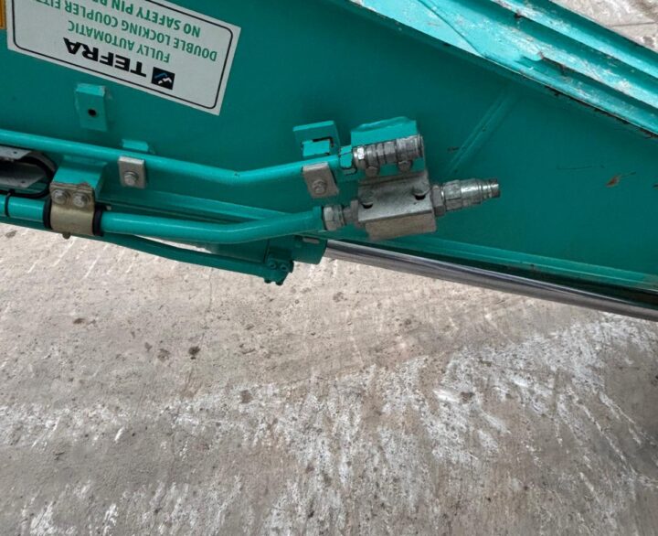 Kobelco SK210HLC-10 Hybrid - Crawler Excavators